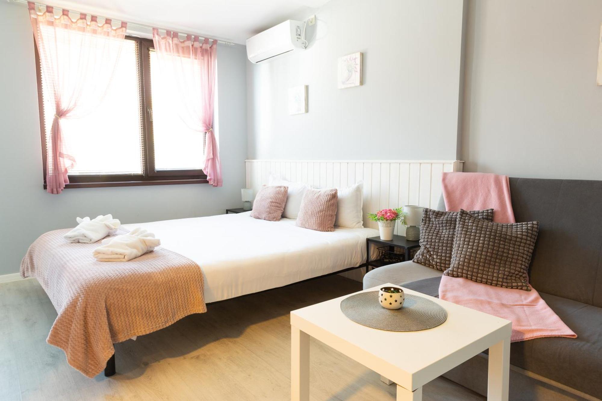 La Piazza Hotel Sjumen Eksteriør bilde